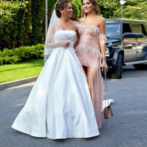 A-line Simple Wedding Dresses Strapless White Ivory Satin Wedding Gowns Backless Sweep Train Plus Size Bridal Vestidos De Novia