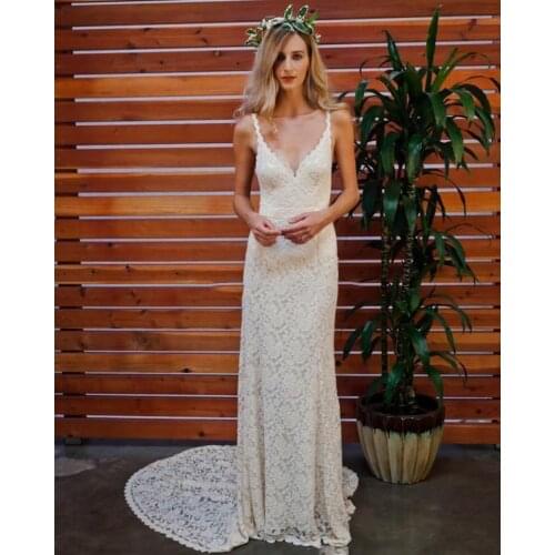 Romantic Full Lace Beach Holiday Wedding Dresses Sexy Spaghetti Low Back Sweep Train Country Customize Bridal Gown