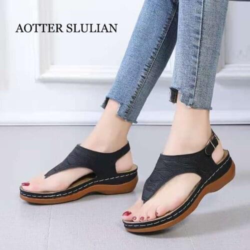 Women Embroidered Sandals Clip Toe Wedges Thong Shoes Rome Style Breathable Beach Shoes Platform Buckle Summer Flip-toe Sandals