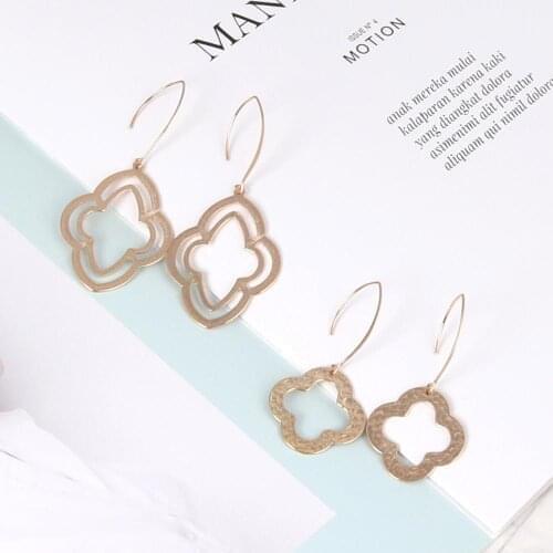 ZWPON Flower Zinc Alloy Chic Drop Earrings Quatrefoil Alloy Hollow Drop Earrings Morocco Filigree Earrings for Woman Jewelry