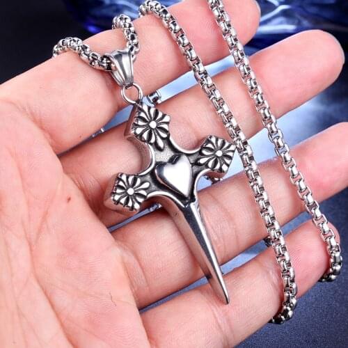 LAMEMDEE High-grade Stainless Steel Necklace For Men And Woman.Saint Jesus Cruciate Titanium Steel Necklace Pendant