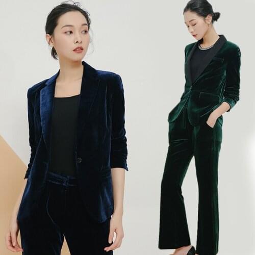 Longqibao Women's Velvet Trouser Suits