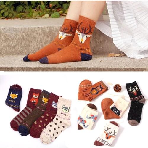 Womens Socks Mid Tube Lovely Cartoon Animals Pattern Soft Warm Winter Wool Socks Comfortable Casual Knitted Socks New Year Gift
