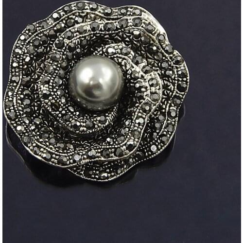 Vintage Black Color Crystal Round Flower Women Banquet Dress Brooch Wedding Bouquet Jewelry Accessories Decoration Pin