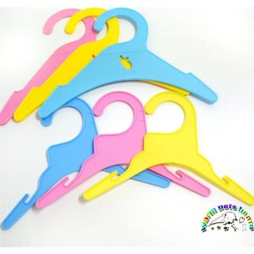 NEW Fashion 10pcs Candy Color Plastic Pet Clothes Hanger Size S L Pet Clothes-rack Dog Cat Coat hanger