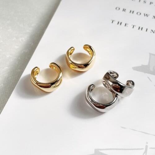 2021 New Solid Gold Earrings Without Piercing Geometric Round Ear Cuff Minimalist Cartilage Earrings for Women Simple Jewelry