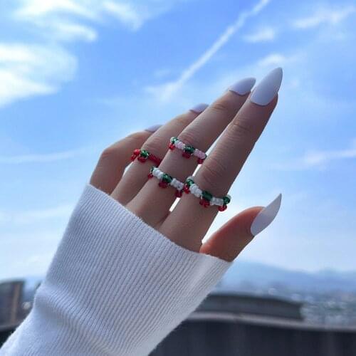 QiLuxy 4Pcs/Set Seed Beads Weave Fruits Cherry Rings Set for Women Fashion Simple Cute Adjustable RIngs Finger Jewelry