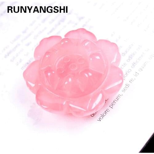 Natural crystal Lotus ornament rose quartz Crystal quartz handicraft Can be used as crystal ball base
