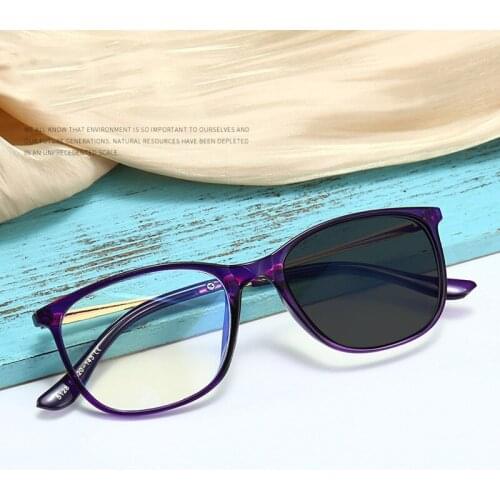 Anti Blue Light Photochromic Glasses Comfortable Durable Rectangular Eyewear Frame Women Blue Light Protection Optical Glasses
