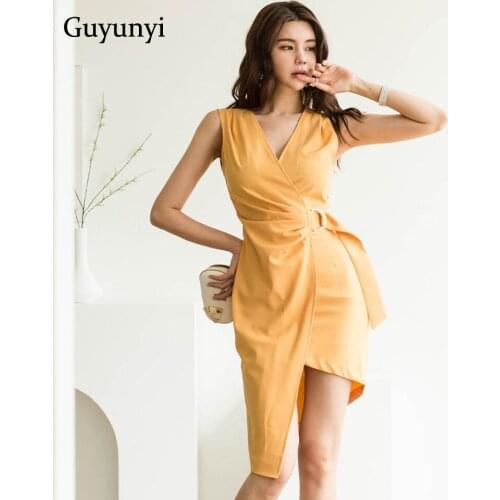 Temperament High Street Dress 2021Summer Sleeveless V-Neck High Waist Side Metal Buckle Adjusts Waist Circumference Party Dress