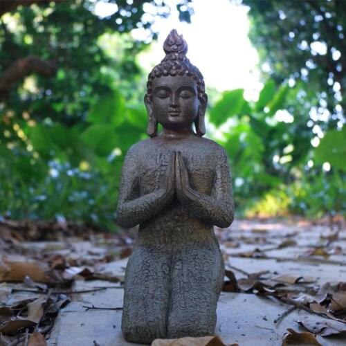 Buddha Statue Feng Shui Resin Kneeling Buddha figurine Home Living Room Decoration Retro Southeast Asia Thailand Decorations