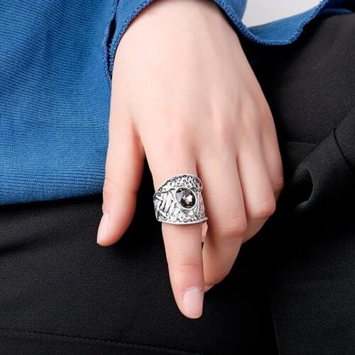 Vintage Engagement Rings for Women Big Punk Europen Adjustable Finger Ring Bohemia Jewelry Silver Color with Black Crystal Ring