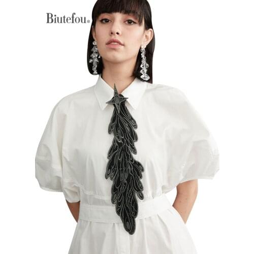 【Biutefou】Women Artistic Design Swan Feather Embroidery Color Block Tie