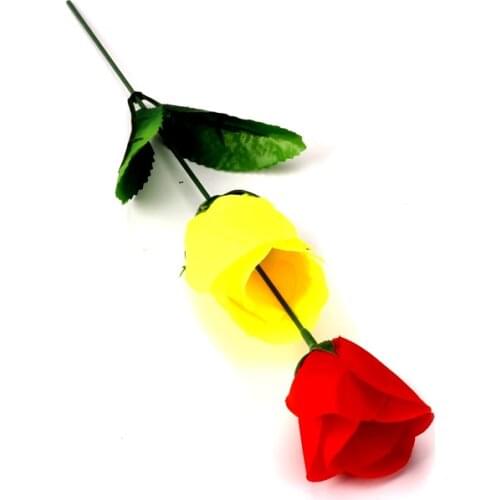 Discoloration Roses (Red Change Yellow) Rose Magic Tricks Change Valentine 'S Day Color Roses Flower Magic Trick Fun Toys