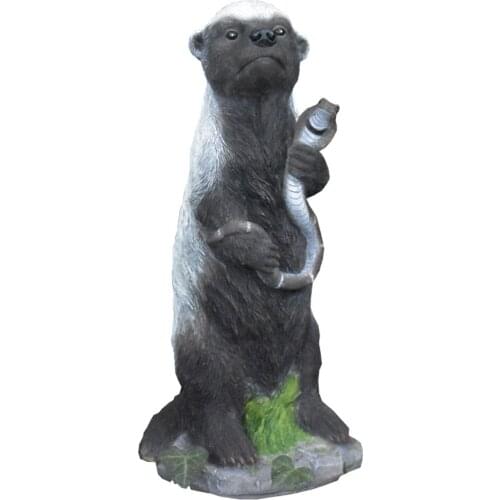 Unique Exquisite Standing Resin Honey Badger Statue Miniature Figures Garden Yard Patio Animal Ratel Sculpture