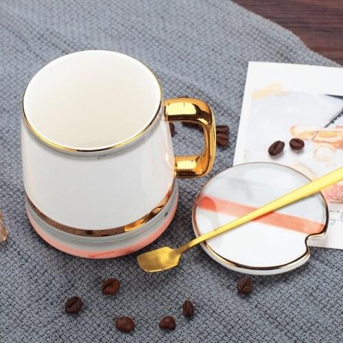 Creative Personalized Ceramic Mug With Lid Spoon Cup Trendy Couple Drinking Household Coffee Cups Men Womens Travel Coffe Mugs