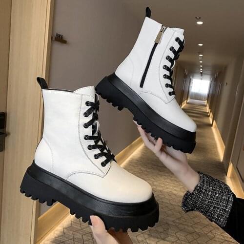 Brand Designer Women White Platform Boots 2020 Square Heels Leather Winter Ankle Boots for Women Casual Fashion Side Zip Shoes