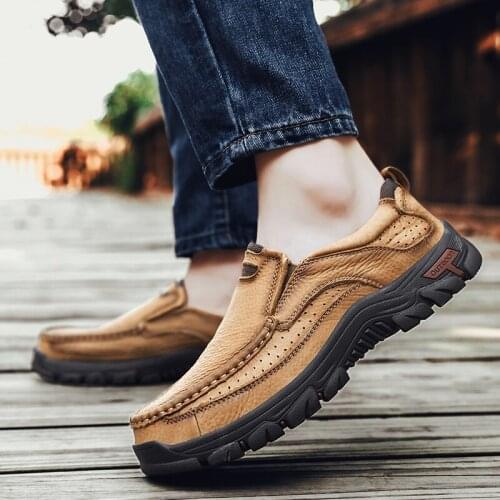 2021 New Fashion Comfortable Retro Leisure Loafers Shoes Men Sneakers Men Casual Breathable Loafers Driving Flats Loafers