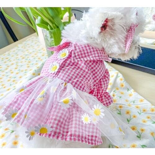 Dog and cat clothing Chihuahua Yorkshire princess skirt small and medium-sized dog puppy check Daisy gauze skirt