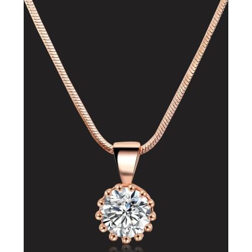 Top Quality Fashion Crown Pendant Necklace for Women Retro Vintage Classic Rose Gold Color Cubic Zircon Stone Jewelry N390