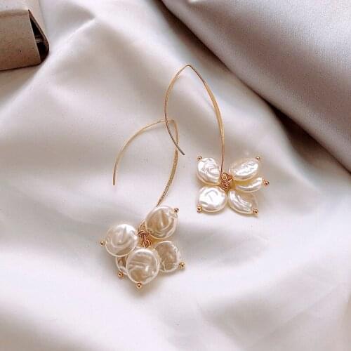 Luxury Simulated Pearl Drop Earrings For Women Fringed Pearl Flower Earrings Pearl Coin Temperament Bridal Jewelry Gifts