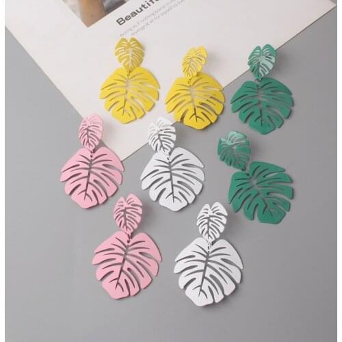 European American Exaggerated Hollow Big Leaf Drop Earrings for Female Colorful Long Monstera Brincos Simple Personality Jewelry
