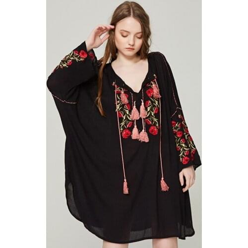 2020 summer new fashion loose large size womens short dress national style retro rose embroidery tassel V-neck mini dress