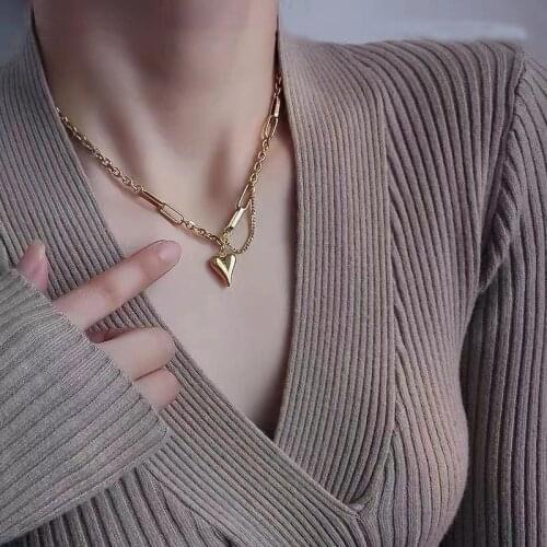 Design Sense Gold Stainless Steel Chain Heart Pendant Short Necklace Goth Girls Unusual Clavicle Chain Fashion Jewelry For Woman