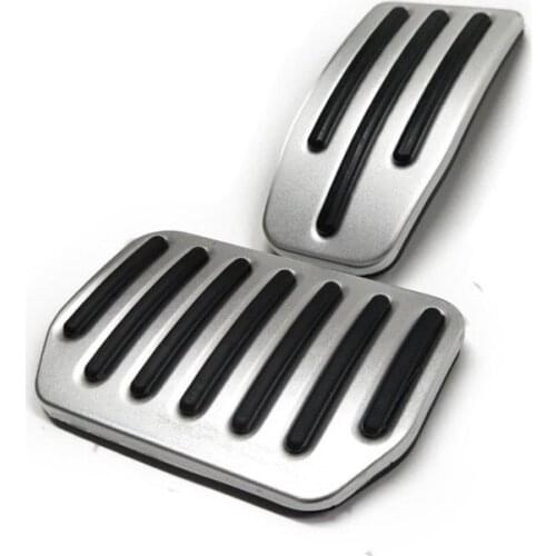 KCSZHXGS Pads On The Pedals