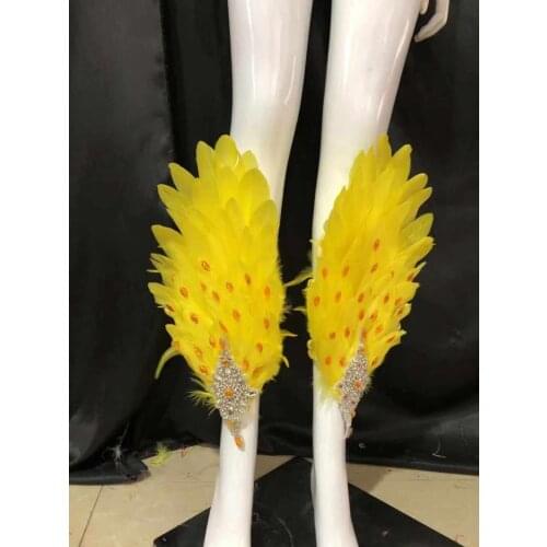 Lo spettacolo di danza copricapo di piume di accessori di abbigliamento La FESTA La Maschera IL Festival