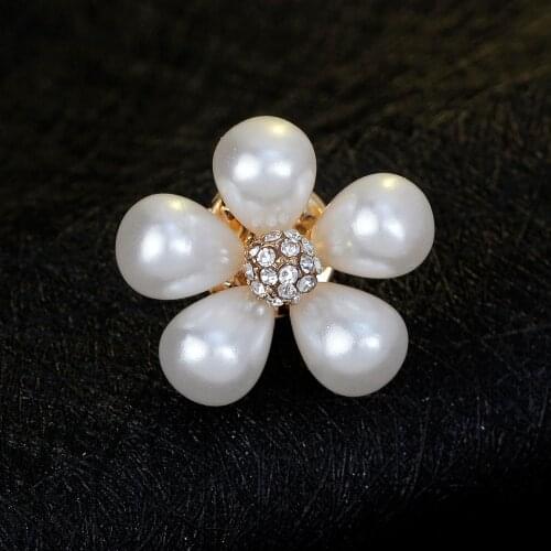 Fashion Simple Cute Simulated-Pearl Gold-color Flower Crystal Rhinestone Brooch For Women Scarf Brooches Pins Jewelry
