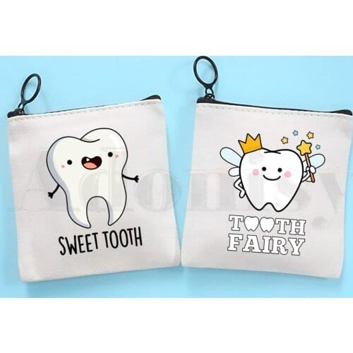 Tooth and Dentist Graphic Aesthetic Funny Coin Purse Storage Small Bag Card Bag Key Bag Coin Clutch Bag Zipper Key Bag