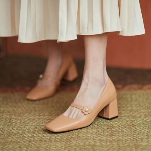 Mary Jane French single shoes womens Retro thick heel medium heel apricot square head autumn comfortable shallow mouth