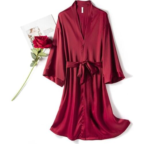 Women Satin Victoria Kimono Gown Robe Bling Nightgown Sexy Bride Bridesmaid Wedding Robe Female 2021
