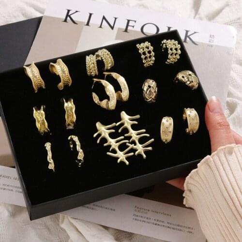 ZOVOLI 2021 Trendy Irregular Gold Metal Stud Earrings For Women Girls Korean Geometric Round Knot Earrings Gift Jewelry