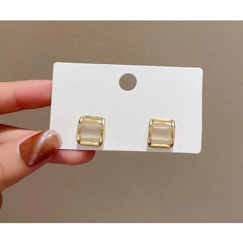 Vintage Opal Stud Earrings for Women Korean Cute Retro Earrings Wedding Party Golden Simple Small Fashion Jewelry Wholesale Gift