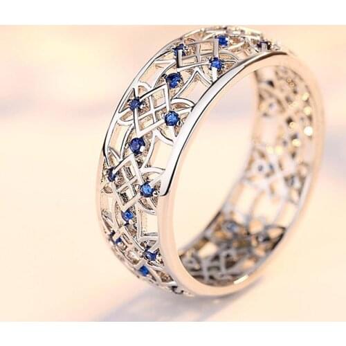 Personality Luxury Cutout Filled Crystal Flower Ring Lady Couple Ring Wedding Party Fine Jewelry