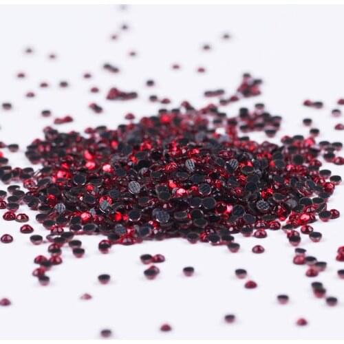 Red Color 2mm 1440Pcs Flat Back Round 3D Nail Art Rhinestones ss6 Crystal Nails Hot Fix Decorations