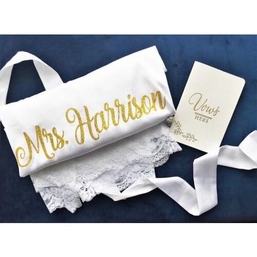 Custom wedding date personality kimono satin pajamas wedding lace floral robe bridesmaid mother of the bride robes Maid of Honor