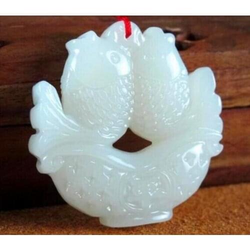 Fins sur beau exquis chinois blanc naturel Jadeite pendentif amulette poisson + corde livraison gratuite