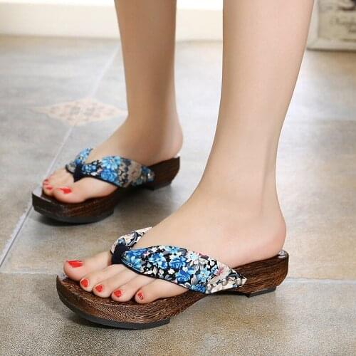 Girls Slippers Women Burnt Paulownia High Head Raft Thick Low Slip Health Wooden Shoes