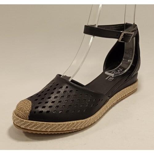 Women BLack Sandals Spring Summer Low Heel Beach Shoes Fashion Lightweight Comfy Elegant Ankle Buckle Strap Closed Toe Flat
