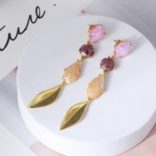 Stone inlaid metal piece long tassel earrings