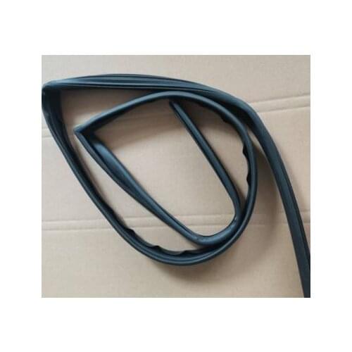 DOOR WINDOW GLASS RUN CHANNEL FOR HYUNDA SANTA FE 2001-2006