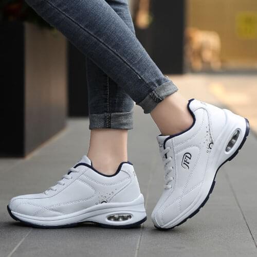 Casual Shoes Women Sneakers Luxury Women Shoes Autumn Trainers Women Designer Shoes Fashion Scarpe Ginnastica Donna Triple S