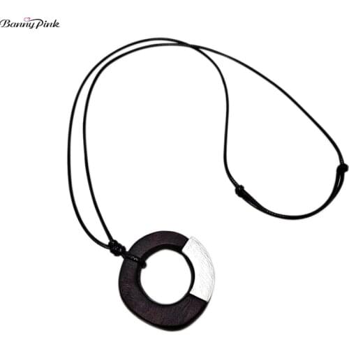 Banny Pink Big Wood Pendant Necklace For Women Large Circle Alloy Inset Wooden Dangle Necklace Black Rope Chain Sweater Necklace