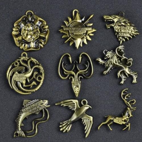 Movie song of ice and fire nine family badge Keychain metal pendant Keyring Cosplay props