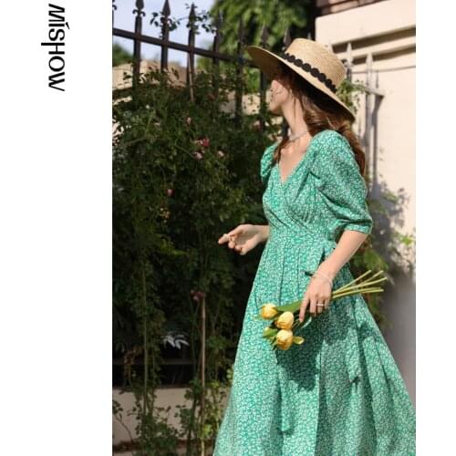 MISHOW Green Floral Dress Women 2021 Summer New Korean V-neck Loose Slim Midi Dresses Vintage Female Trend Vestidos MXA28L0266