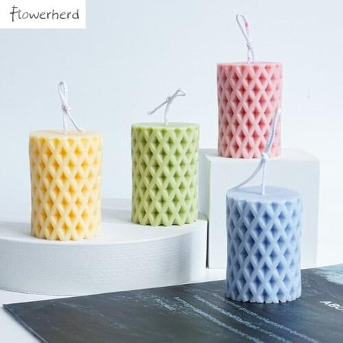 Rhombus Hole Cylindrical Candle Silicone Mold Aromatherapy Candle Molds for Candle Making Upplies Resin Molds Cake Mold