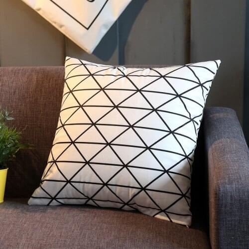 Peach Skin Flannel Pillowcase Sofa Cushion Cover Home Decorative Geometric Pillow Cover Cushion Bed Car Pillowcase kussensloop